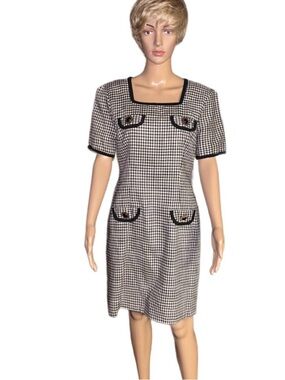 Misty Lane • Vintage • USA • Size 9/10 • Black/White • Checkered • Dress